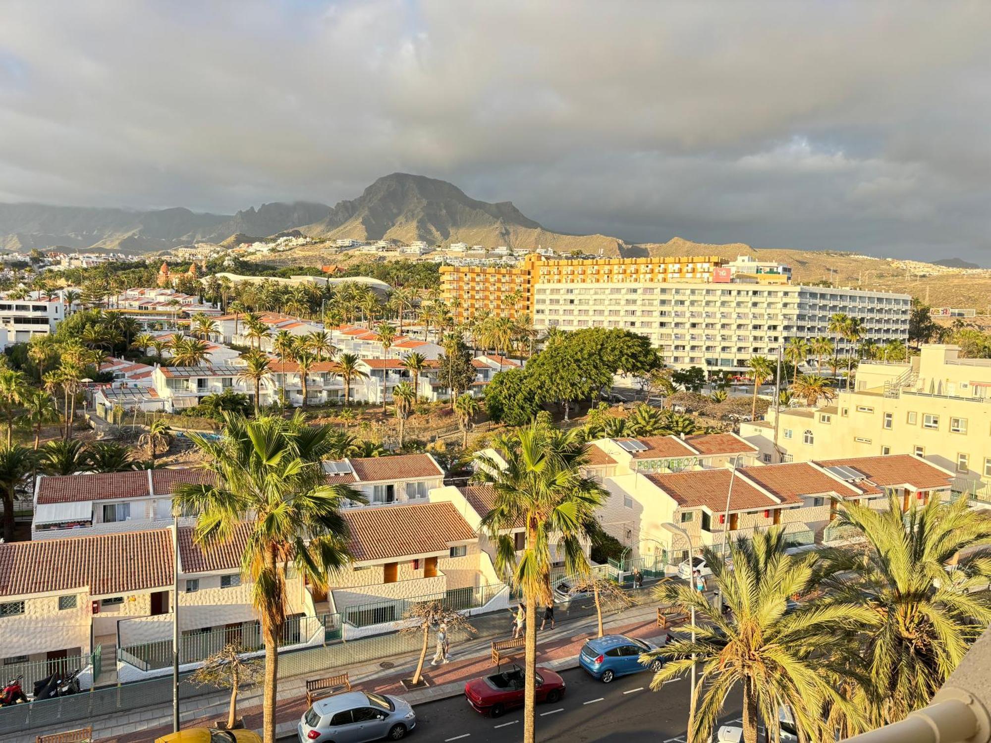 Comfortable Apartment In The Heart Of Las Americas Playa de las Américas Eksteriør billede